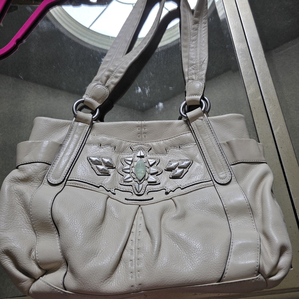B. Makowsky Cream Leather Shoulder Bag